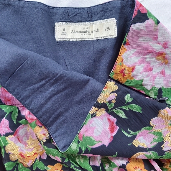Abercrombie & Fitch Floral Mini Skirt - Picture 4 of 7